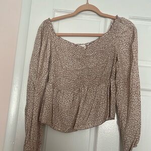 Long sleeve rouched top